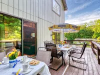 Must see the Up Cabin in the Hideout Hotels in Lake Ariel