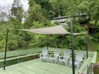 Cozy Cottage on the Lake - 3-Star