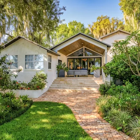 Elegant Lake Retreat