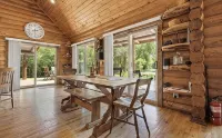 2 story Florida Cypress Cabin - Wifi