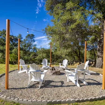 Cheerful Home with Spa near Yosemite & Bass Lake