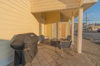 Beach Haven Escape | LBI Condo 2 Blocks to Beach - 3-Star
