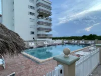 Ocean view oasis