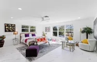 Luxurious 7-bedroom villa with pool/spa and pickleball court in fabulous Naples
