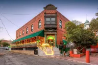 Private Mountain View Retreat Near Downtown Bisbee
