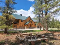 Secluded 7,800 SqFt Cabin in the Woods- Pond, River, Theater, Disc Golf & More - WiFi