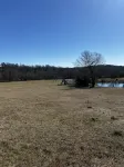 Beautiful country cabin on a natural spring creek!