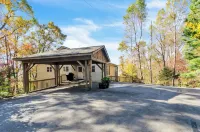 Caesar's Head Mountain Home ~ Sleeps 13 ~ Table Rock & Blue Ridge Views - Hytter