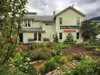 Historic Skagway Inn Hotels in 