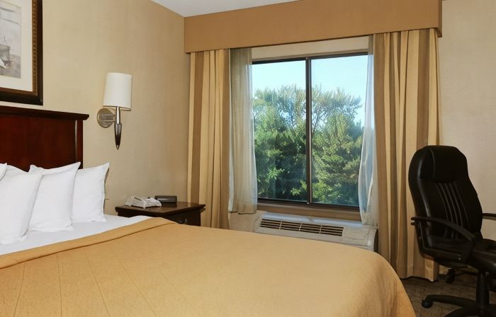 Quality Inn & Suites