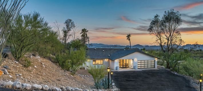 Skyline: 5 bed/6 bath, amazing views, tennis & basketball courts, pool, hot tub Hotels in Pima County