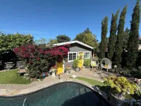Petaluma Wine Country relaxing get away w/salt water pool/ spa close to downtown - Pools
