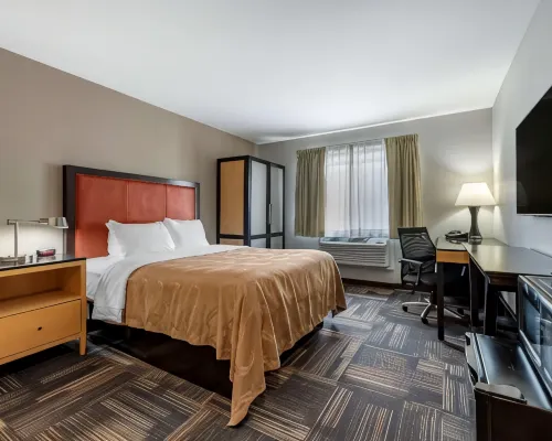 Spark by Hilton Evansville Downtown Hotels in Evansville