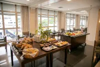 Plaza Blumenau Hotel - breakfast