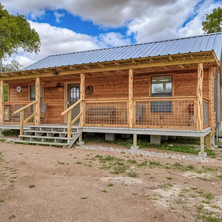 Rustic Cabin with Firepit and Grill - 10 Mins to Main St