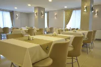 Double Comfort Hotel - Cho phép mang theo thú cưng