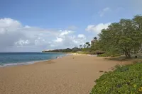 G110 - Ground floor, close to ocean and all amenities, great view - Private Pools
