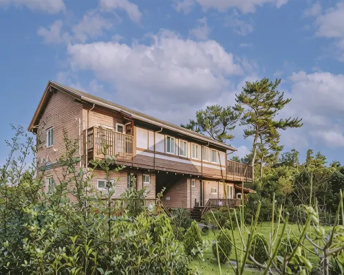 J&J Pension Hotels near Hon-Inji
