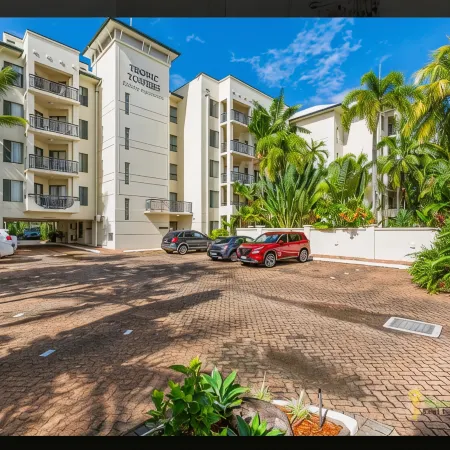 Tropic Towers Apartments