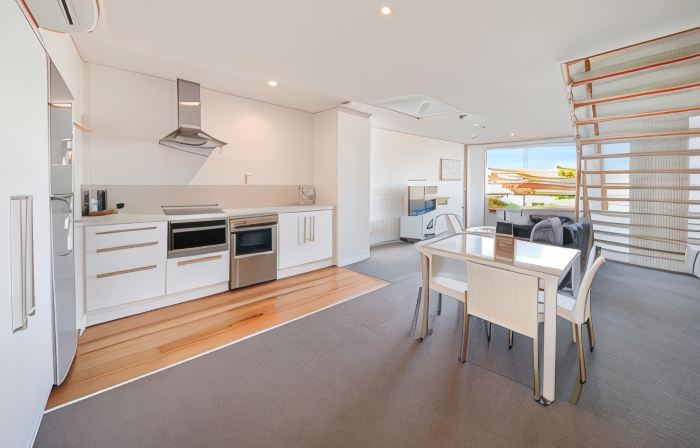 Oaks Nelson Bay Lure Suites