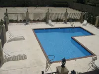 Hampton Inn Canton - Pools