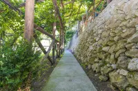 Poggio Angelarosa: Double Room in Lemon Garden on the Hills of the Amalfi Coast