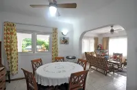 芒里爾賓館 - 家庭旅館