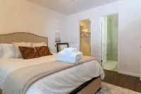 Sleeps 8,3 bed, 2 bath, North Dallas in Colony, 20 mins from DFW/DAL Airport