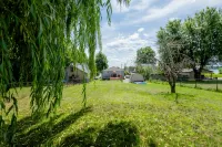 Cozy Lakeview Home with Water Access - Wifi
