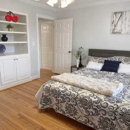 Beautiful and convenient house