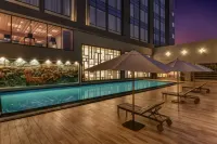 Lemon Tree Premier, Bhubaneswar - piscina