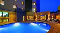 فندق كورب Corp Hotel - مسبح