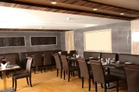 Hotel Karpagam International - servizio colazione