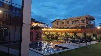 Nepalirika Hotel Damak - Pool