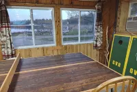 第七克羅溫湖畔綠谷度假村10號小屋
