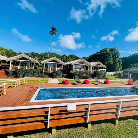 Red Hibiscus Villas