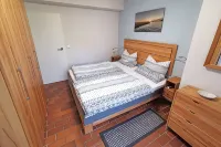 Our Attractive Vacation Apartment for 2 People with Excellent Facilities. - Homestays