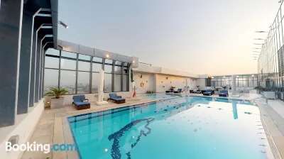 The Hotel Galleria Jeddah, Curio Collection by Hilton Hôtels à : 