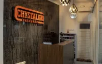 Crystal Inn - parkir