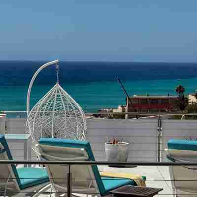 Villa with private pool and Free Wi-Fi, close to the sea, sheltered courtyard Others