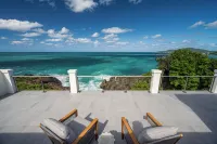 Beautiful SeaCrown Estate-Oceanfront- 6Br 5.5BA with Pool - 4 tähden