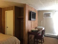 The Falls Family Lodge - โมเทล