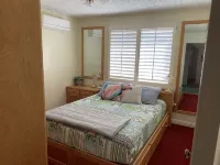 Experience Helper Charm - Spacious 4-Bedroom Retreat - 3-Star