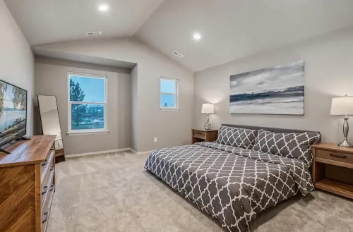 Large Cottage Near Downtown, Beach & Skiing #116