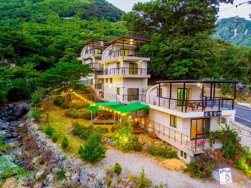 Miryang Solpunggyeong Pension - 2-Star