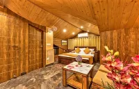 Wood Stock Kasauli - Rooms & Cottages - Panoramic View & Balcony Rooms - B&B