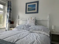 Lagoon View Cottage, just a step from the sea. Hotels in Newtownards