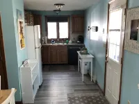 Year round beach house 5 minute walk to beach with all the comforts of home. - 2성급
