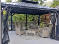 NorthVAN Nature Living Home, 5min to town, beach, suspension bridge, river ,hike - 3-Star