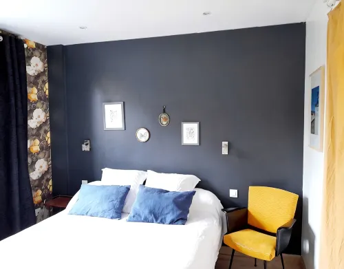 "Chez Marinette" in Morgat House & Garden, Walking Distance from the Beach Crozon Peninsula